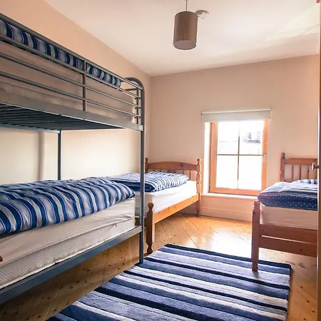 Bay Hostel Clifden